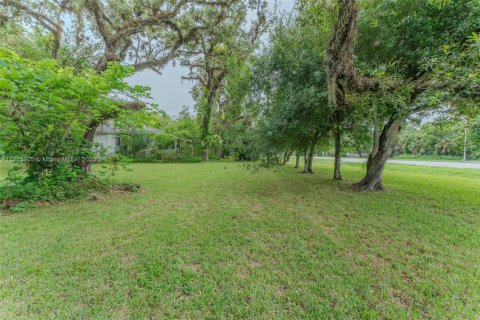 Commercial property in LaBelle, Florida № 1729643 - photo 13