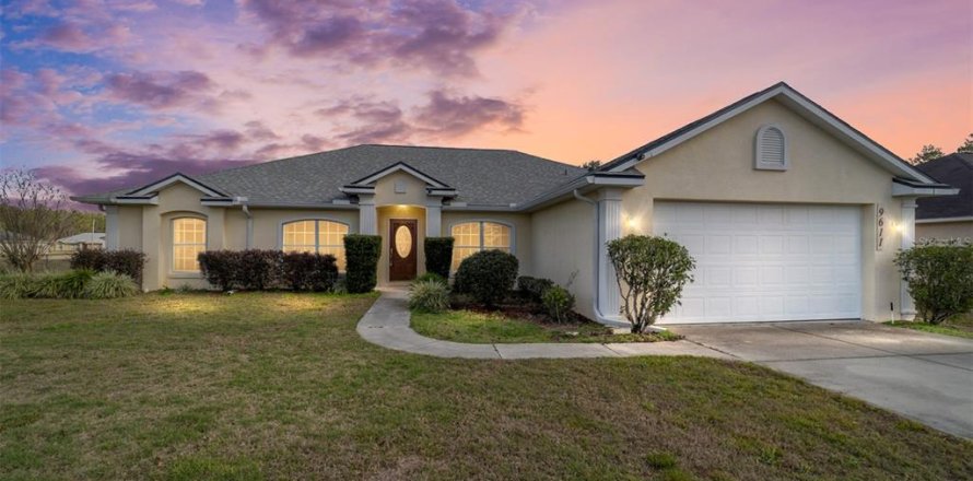 Villa ou maison à Ocala, Floride 3 chambres, 217.58 m2 № 2320876