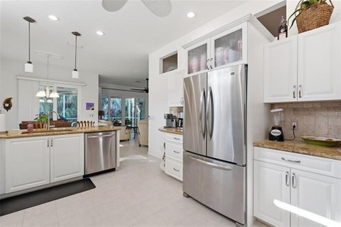 Villa ou maison à vendre à Sarasota, Floride: 3 chambres, 194.17 m2 № 2312720 - photo 16