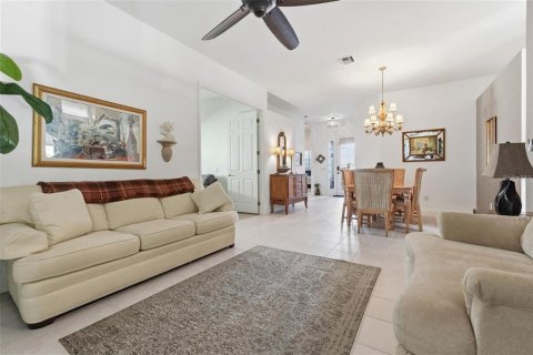 Villa ou maison à vendre à Sarasota, Floride: 3 chambres, 194.17 m2 № 2312720 - photo 11