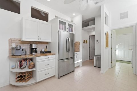 Villa ou maison à vendre à Sarasota, Floride: 3 chambres, 194.17 m2 № 2312720 - photo 18