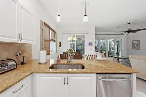 Villa ou maison à vendre à Sarasota, Floride: 3 chambres, 194.17 m2 № 2312720 - photo 19