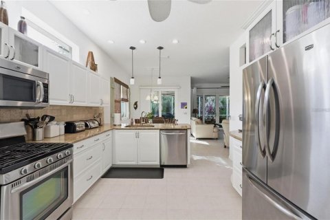 Villa ou maison à vendre à Sarasota, Floride: 3 chambres, 194.17 m2 № 2312720 - photo 17
