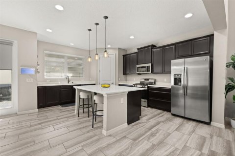 House in Winter Garden, Florida 4 bedrooms, 212.93 sq.m. № 1900467 - photo 9