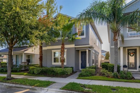 House in Winter Garden, Florida 4 bedrooms, 212.93 sq.m. № 1900467 - photo 1