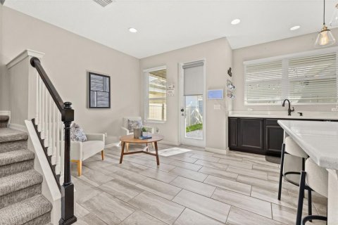 House in Winter Garden, Florida 4 bedrooms, 212.93 sq.m. № 1900467 - photo 12
