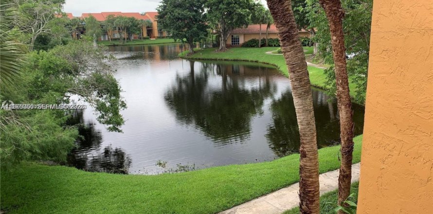 Condo à Plantation, Floride, 2 chambres  № 2038297