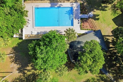 Condo in Port Orange, Florida, 2 bedrooms № 2097494 - photo 7