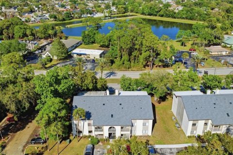 Condo in Port Orange, Florida, 2 bedrooms № 2097494 - photo 3