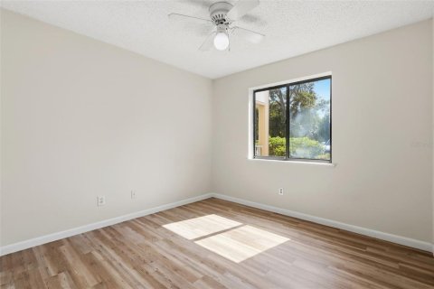 Condo in Port Orange, Florida, 2 bedrooms № 2097494 - photo 30