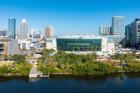 Condominio en venta en Tampa, Florida, 1 dormitorio, 83.61 m2 № 1807318 - foto 4