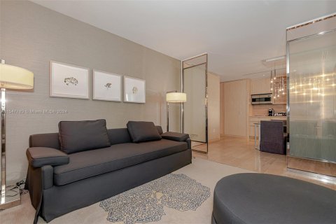 Condo in Bal Harbour, Florida, 2 bedrooms  № 1057686 - photo 18