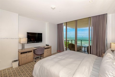 Condo in Bal Harbour, Florida, 2 bedrooms  № 1057686 - photo 21