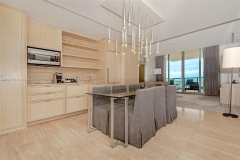 Condo in Bal Harbour, Florida, 2 bedrooms  № 1057686 - photo 7