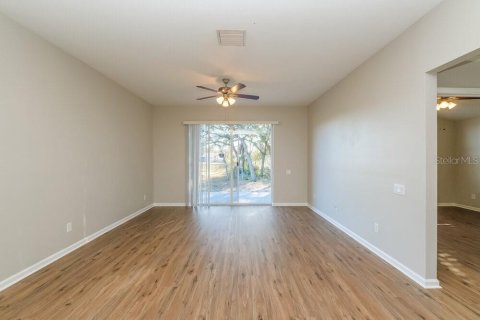 Villa ou maison à louer à Brooksville, Floride: 3 chambres, 135.64 m2 № 2408859 - photo 3
