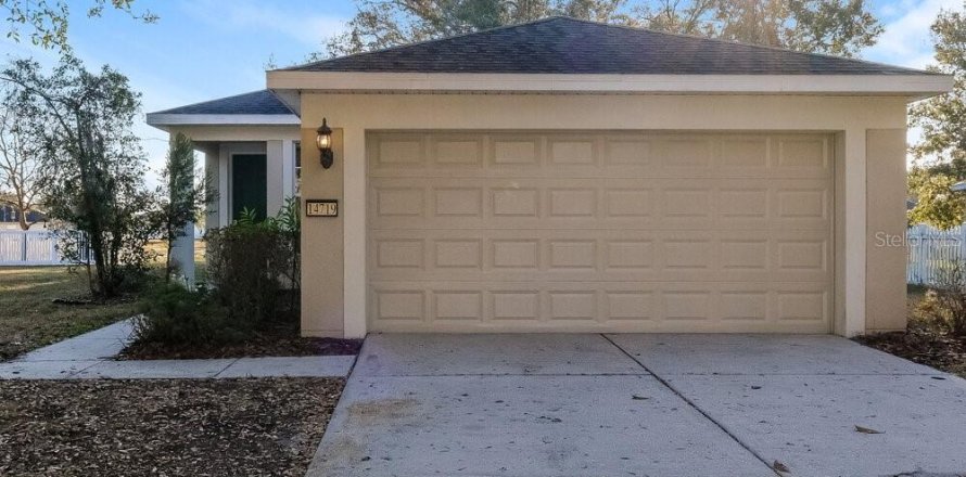 Villa ou maison à Brooksville, Floride 3 chambres, 135.64 m2 № 2408859