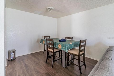Touwnhouse à vendre à Orlando, Floride: 2 chambres, 130.25 m2 № 1744190 - photo 6