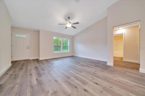 House in Ocala, Florida 3 bedrooms, 134.99 sq.m. № 1886306 - photo 13