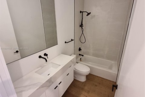 Touwnhouse à louer à Fort Lauderdale, Floride: 3 chambres, 149.29 m2 № 1982229 - photo 21