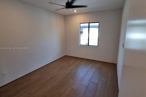 Touwnhouse à louer à Fort Lauderdale, Floride: 3 chambres, 149.29 m2 № 1982229 - photo 22