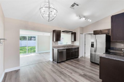 Casa en venta en Kissimmee, Florida, 2 dormitorios, 114.64 m2 № 1916410 - foto 9