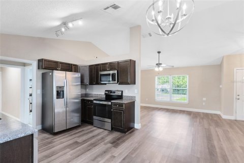 Casa en venta en Kissimmee, Florida, 2 dormitorios, 114.64 m2 № 1916410 - foto 8