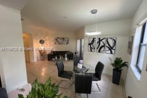 Condominio en venta en Doral, Florida, 3 dormitorios, 121.52 m2 № 1588881 - foto 29