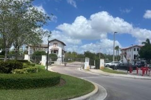 Condominio en venta en Doral, Florida, 3 dormitorios, 121.52 m2 № 1588881 - foto 10