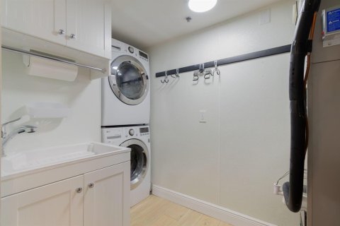 Copropriété à vendre à Highland Beach, Floride: 2 chambres, 208.1 m2 № 2369909 - photo 24