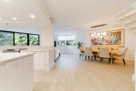 Copropriété à vendre à Highland Beach, Floride: 2 chambres, 208.1 m2 № 2369909 - photo 3