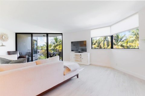 Copropriété à vendre à Highland Beach, Floride: 2 chambres, 208.1 m2 № 2369909 - photo 15