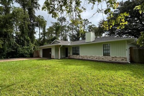 House in Daytona Beach, Florida 3 bedrooms, 104.79 sq.m. № 1903043 - photo 6