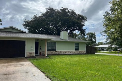 House in Daytona Beach, Florida 3 bedrooms, 104.79 sq.m. № 1903043 - photo 3