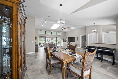 Casa en venta en Palm Coast, Florida, 3 dormitorios, 270.35 m2 № 1643035 - foto 12