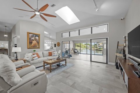 Casa en venta en Palm Coast, Florida, 3 dormitorios, 270.35 m2 № 1643035 - foto 15