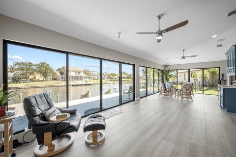 Casa en venta en Palm Coast, Florida, 3 dormitorios, 270.35 m2 № 1643035 - foto 27