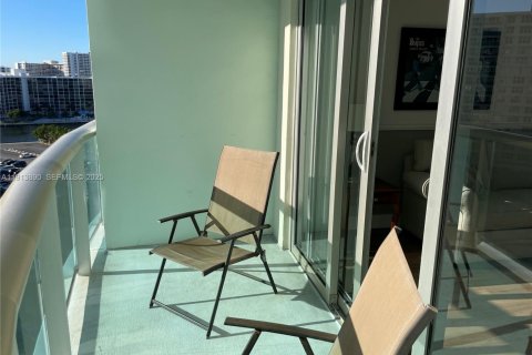 Снять в аренду кондоминиум в Лодердейл-бай-те-Си, Флорида 1 спальня, 75.44м2, № 2035128 - фото 27