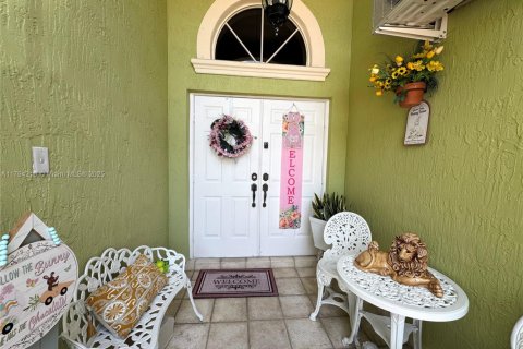 Villa ou maison à vendre à Miami, Floride: 3 chambres, 179.67 m2 № 1897558 - photo 7