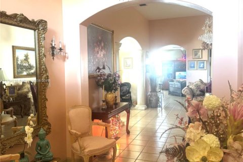 Villa ou maison à vendre à Miami, Floride: 3 chambres, 179.67 m2 № 1897558 - photo 13