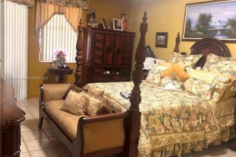 Villa ou maison à vendre à Miami, Floride: 3 chambres, 179.67 m2 № 1897558 - photo 27