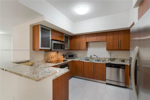 Condo in Coral Gables, Florida, 3 bedrooms  № 1863671 - photo 6