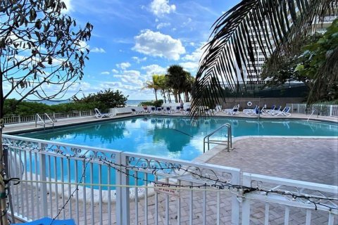 Condo in Fort Lauderdale, Florida, 2 bedrooms  № 2181814 - photo 25