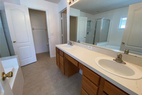 Casa en alquiler en Wesley Chapel, Florida, 3 dormitorios, 141.68 m2 № 1916499 - foto 18