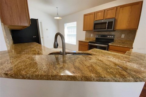 Casa en alquiler en Wesley Chapel, Florida, 3 dormitorios, 141.68 m2 № 1916499 - foto 7