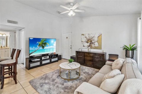Condominio en venta en Orlando, Florida, 2 dormitorios, 77.67 m2 № 1720132 - foto 6