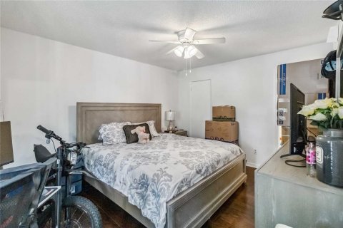 Condominio en venta en Orlando, Florida, 2 dormitorios, 77.67 m2 № 1720132 - foto 12