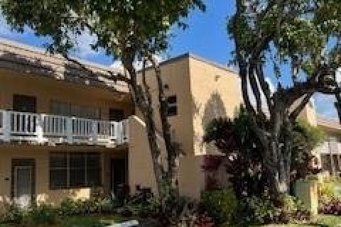 Condo in Sunrise, Florida, 1 bedroom  № 986991 - photo 1