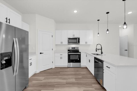 Casa en venta en Ocala, Florida, 4 dormitorios, 170.29 m2 № 1917217 - foto 10