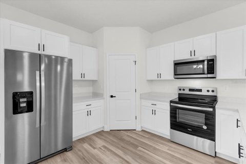 Casa en venta en Ocala, Florida, 4 dormitorios, 170.29 m2 № 1917217 - foto 11