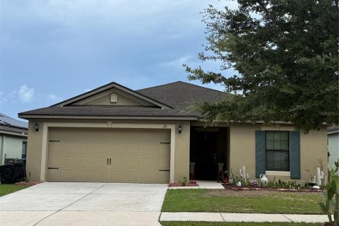 House in Haines City, Florida 3 bedrooms, 128.02 sq.m. № 2369747